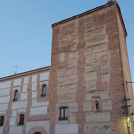 Fontiveros Casa Rural El Torreon מראה חיצוני תמונה