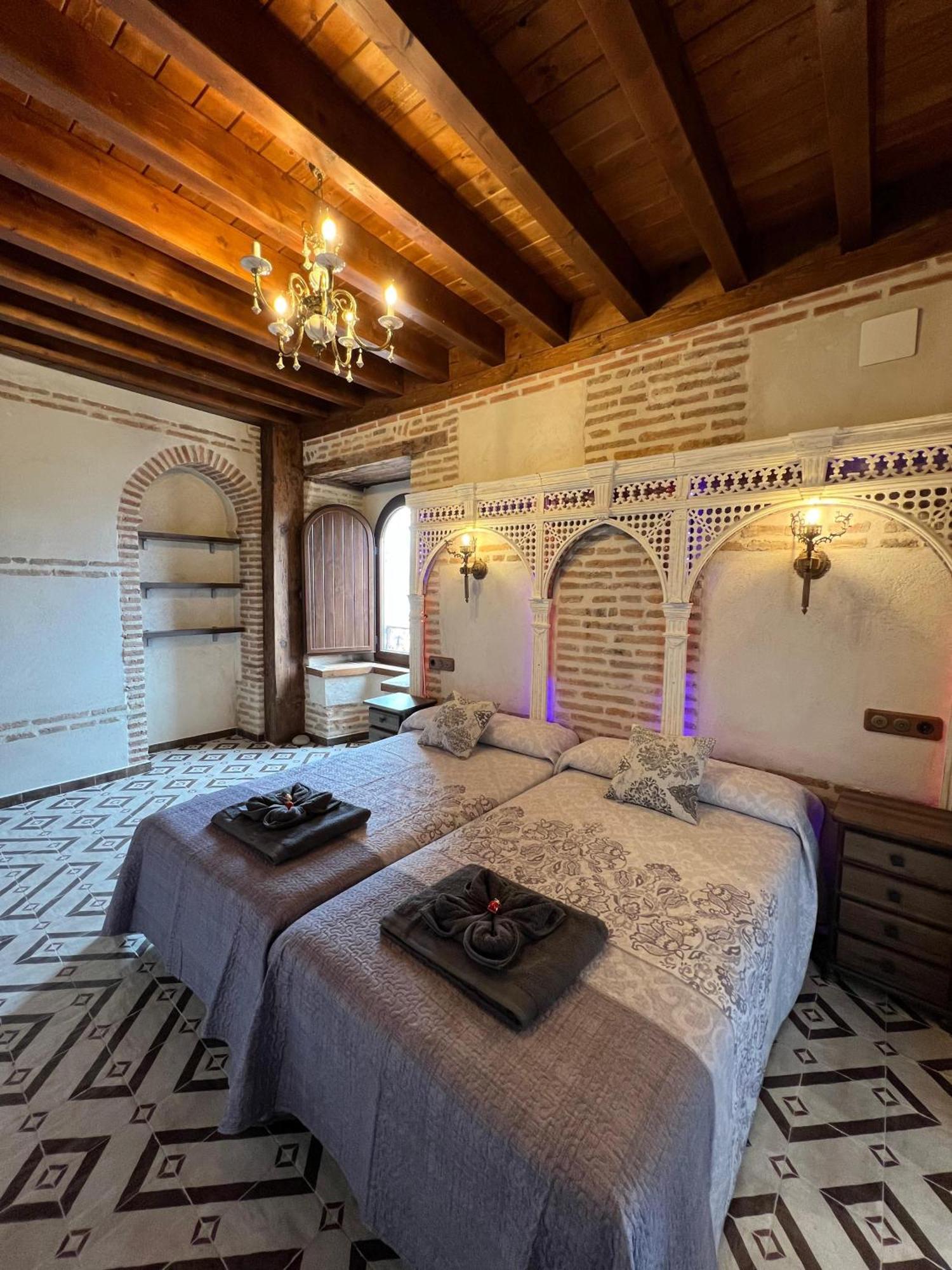 Fontiveros Casa Rural El Torreon מראה חיצוני תמונה