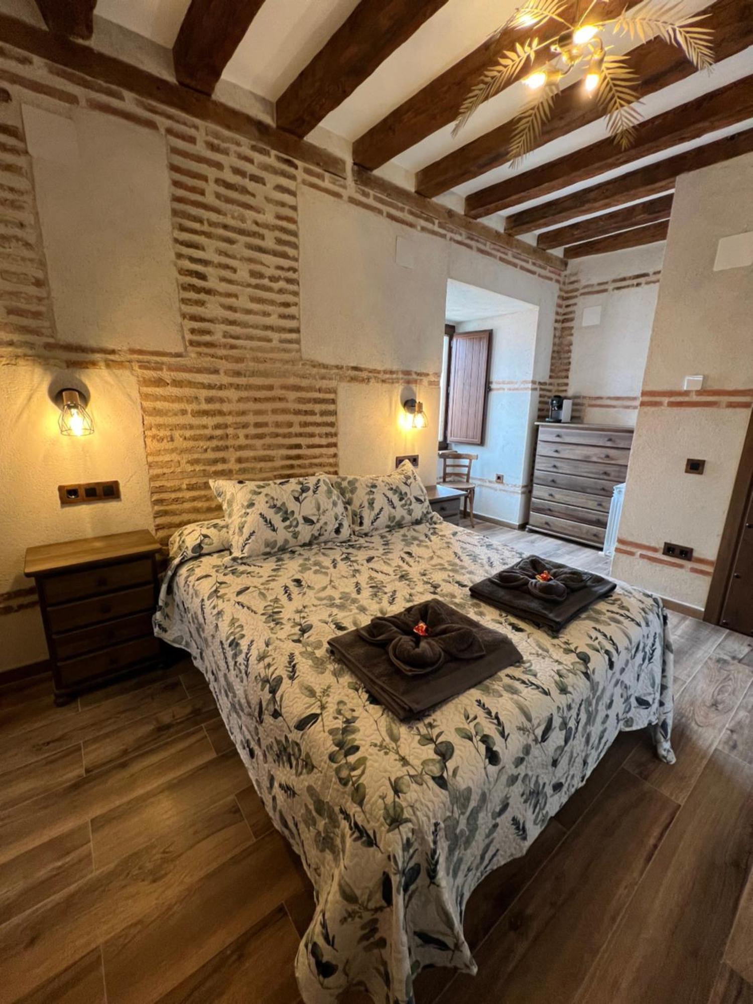 Fontiveros Casa Rural El Torreon מראה חיצוני תמונה