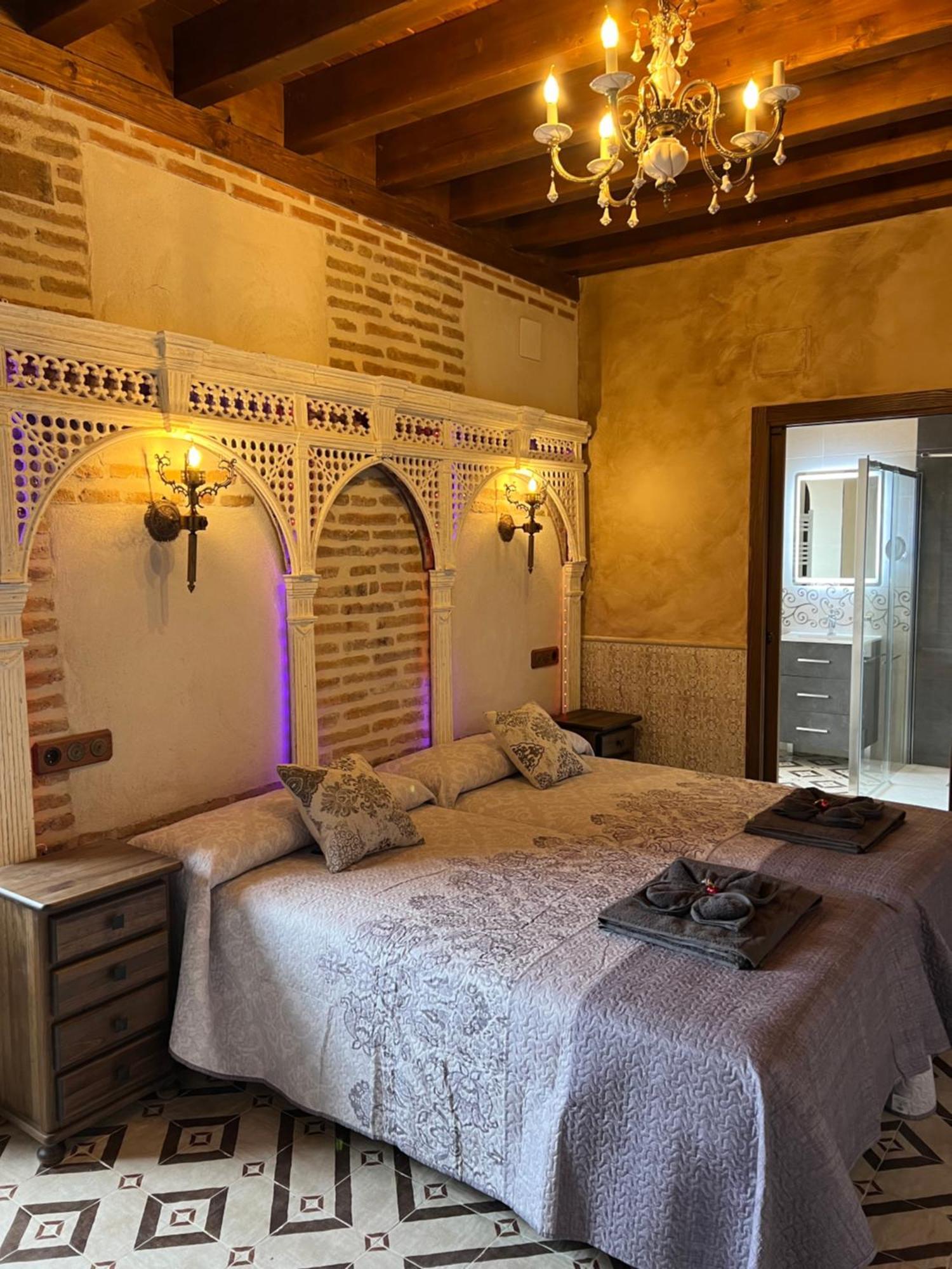 Fontiveros Casa Rural El Torreon מראה חיצוני תמונה